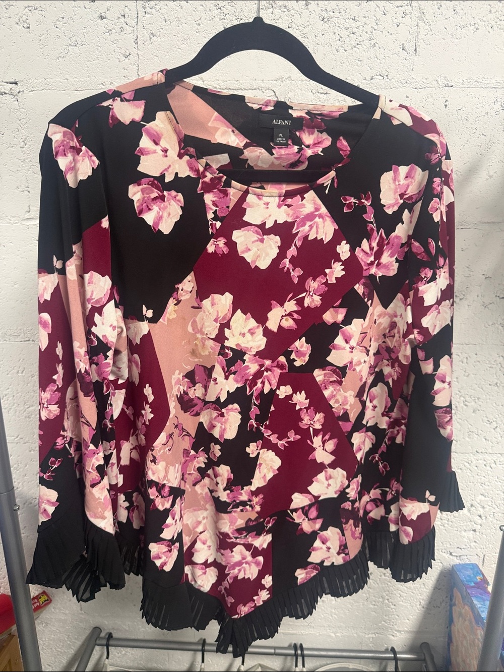 Alfani Black, Burgundy & Pink Floral Long-Sleeve Top LIKE NEW Size PL